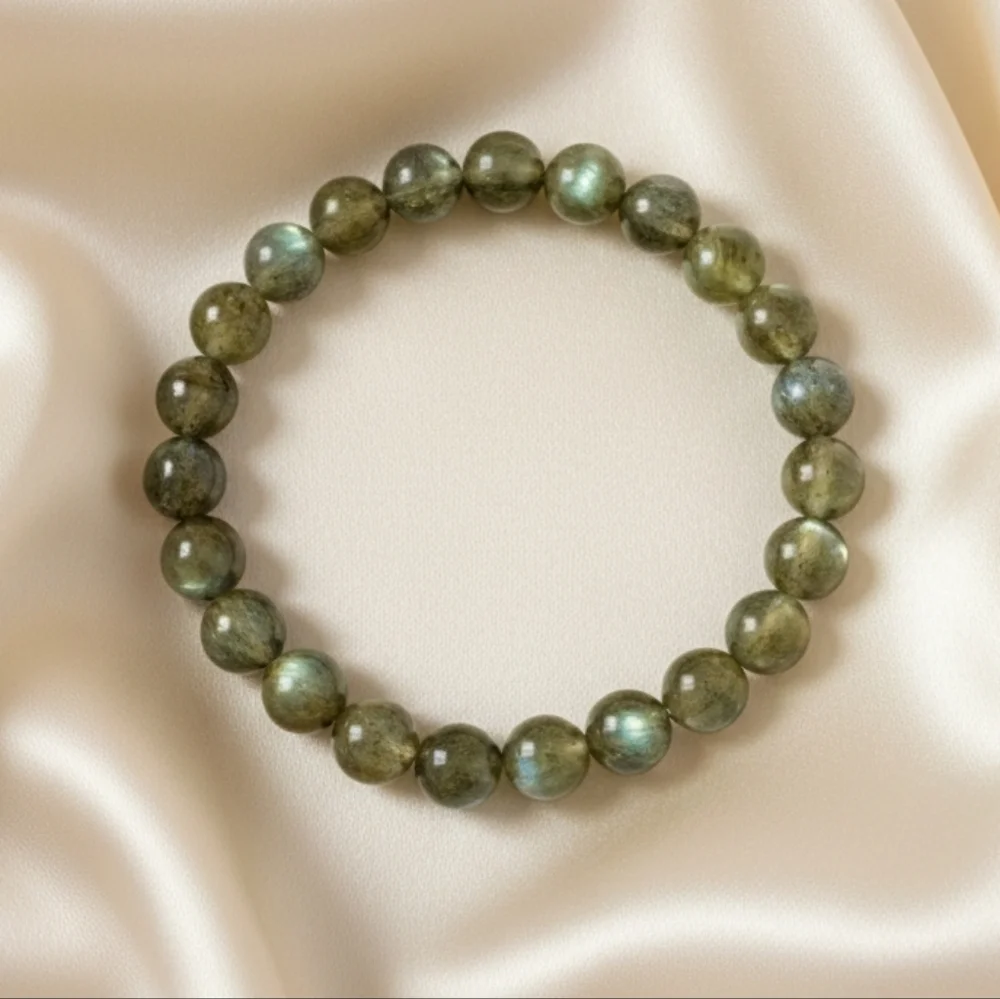 Flashy Labradorite Bracelet